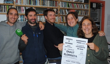 Eñaut Elorrieta Sarrikota pean